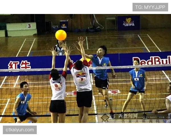 如果把韦世豪的衣柜当博物馆，门票能顶好几张球赛票